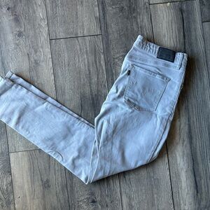 721 women Levi’s jeans